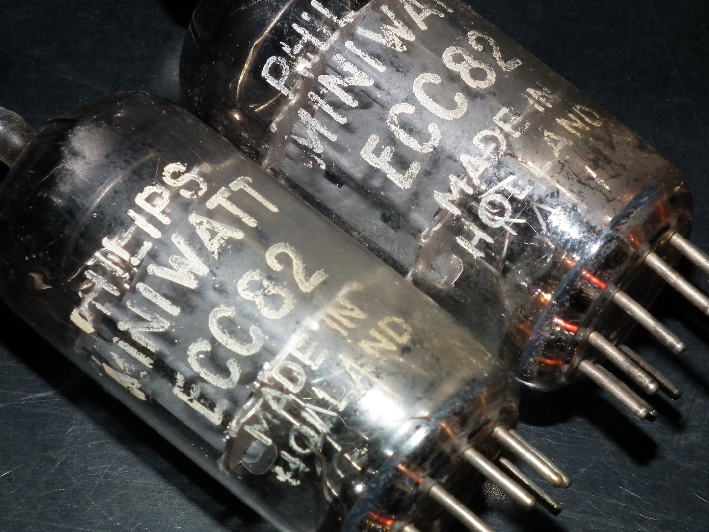 ECC82 12AU7 Philips Holland Platinum Matched Pair Heerlen 60s 80%