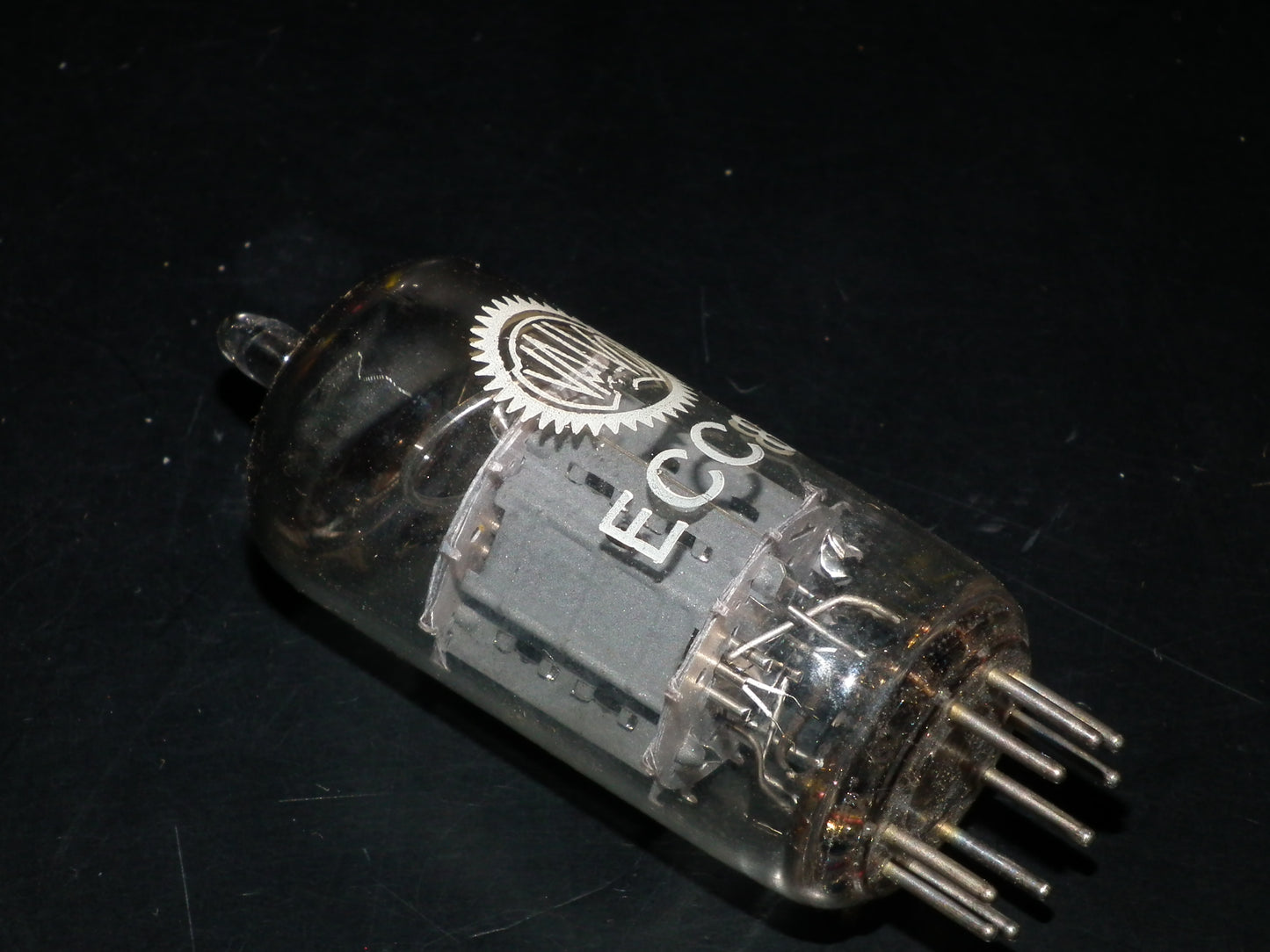 ECC82 Valvo 12AU7 NOS NIB, tested strong and balanced