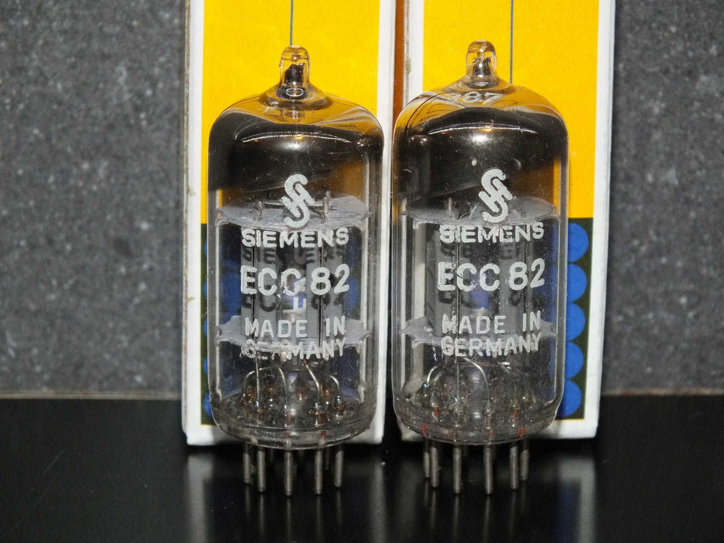 Valvo ECC82 12AU7 Platinum Matched pair Rebranded Siemens Hamburg 60s