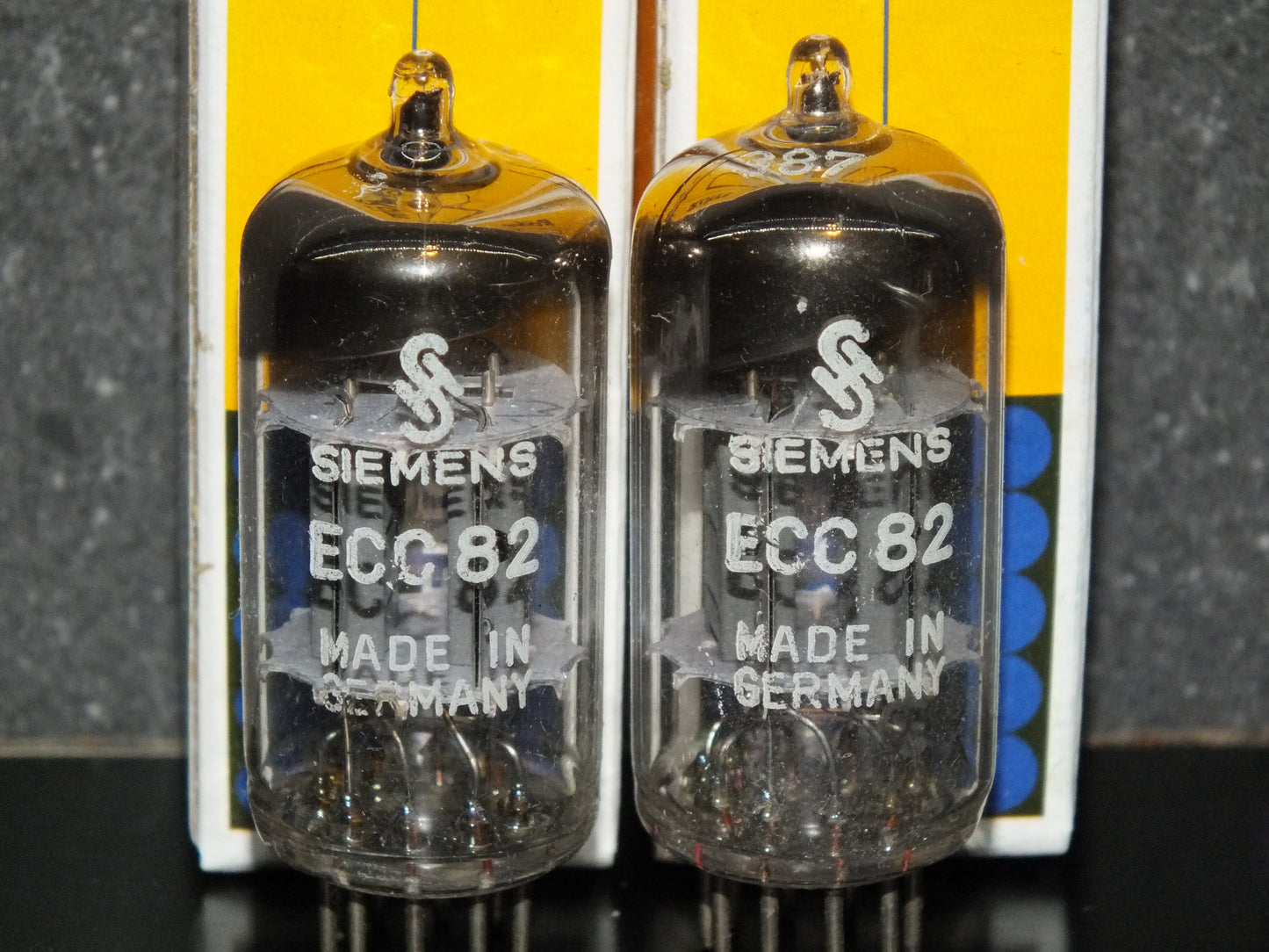 Valvo ECC82 12AU7 Platinum Matched pair Rebranded Siemens Hamburg 60s
