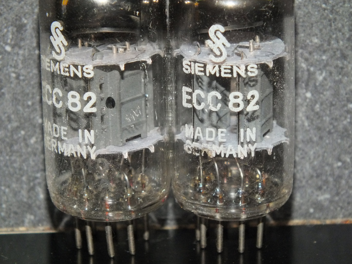 Valvo ECC82 12AU7 Platinum Matched pair Rebranded Siemens Hamburg 60s