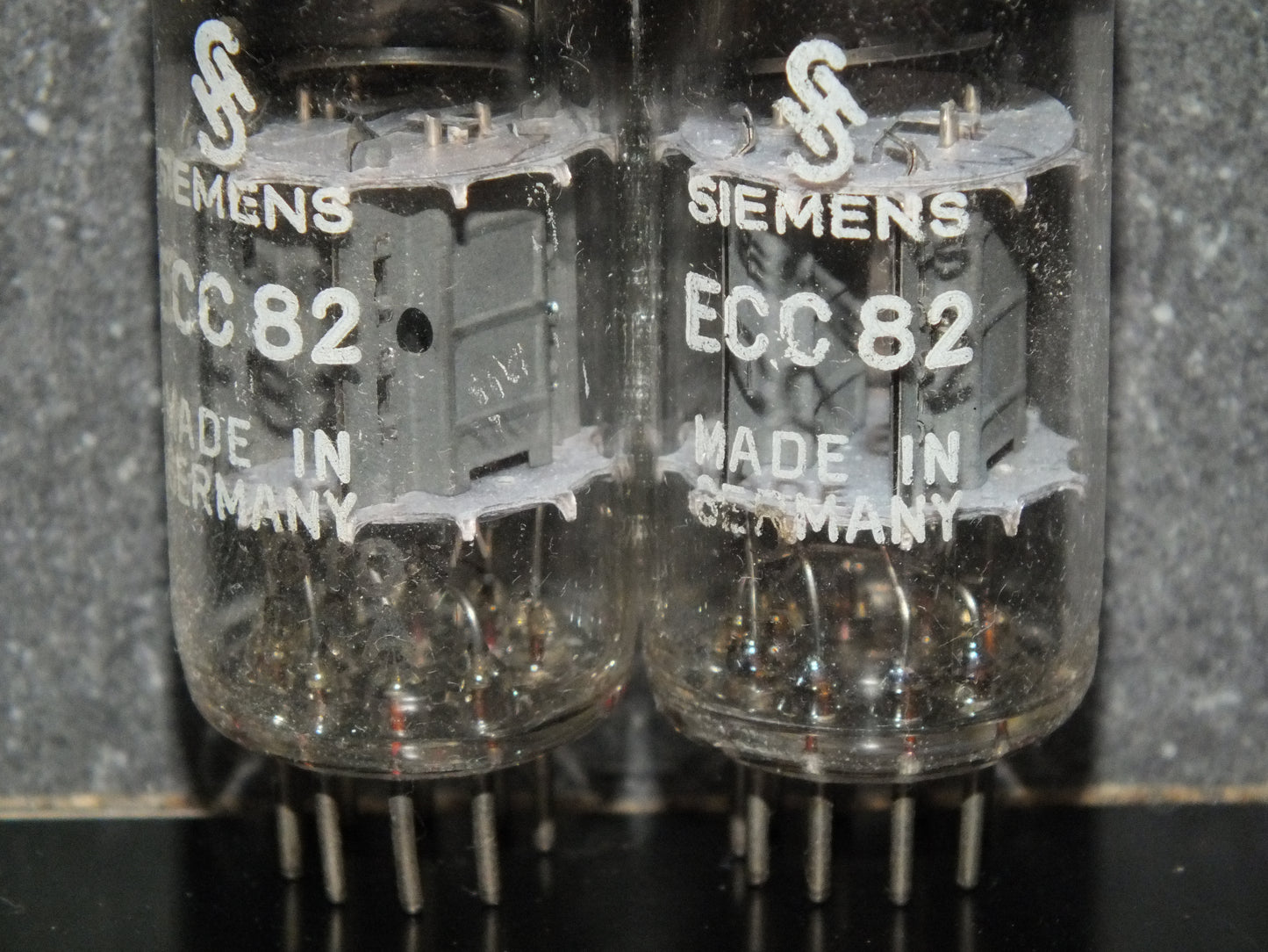 Valvo ECC82 12AU7 Platinum Matched pair Rebranded Siemens Hamburg 60s
