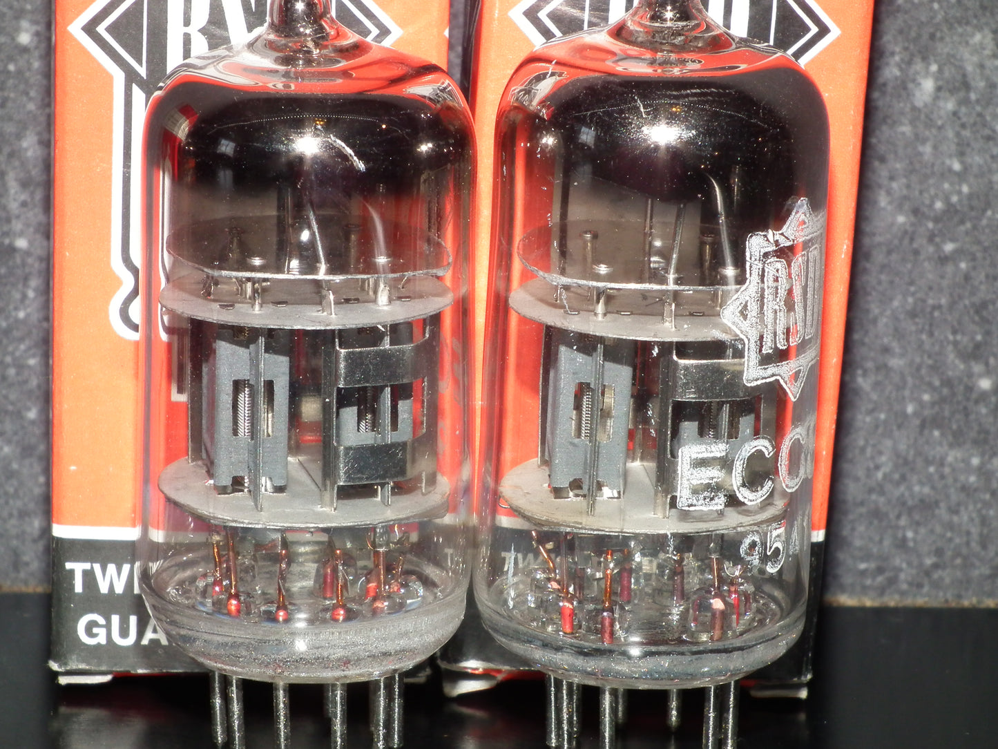 Platinum Matched Pair (2 tubes) ECC83 RSD 12AX7 Germany