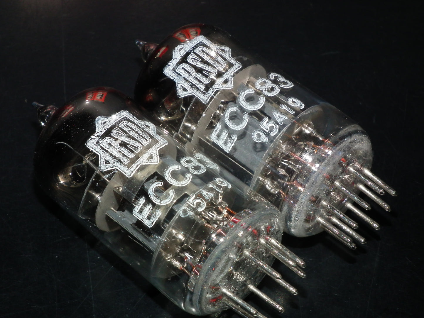 Platinum Matched Pair (2 tubes) ECC83 RSD 12AX7 Germany