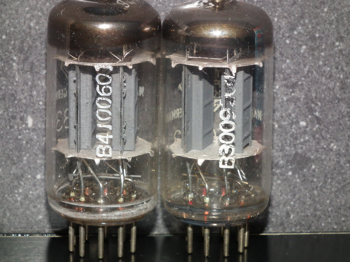 Platinum Matched Pair 12AX7 Telefunken ECC83 Tested NOS Ribbed Anodes <>