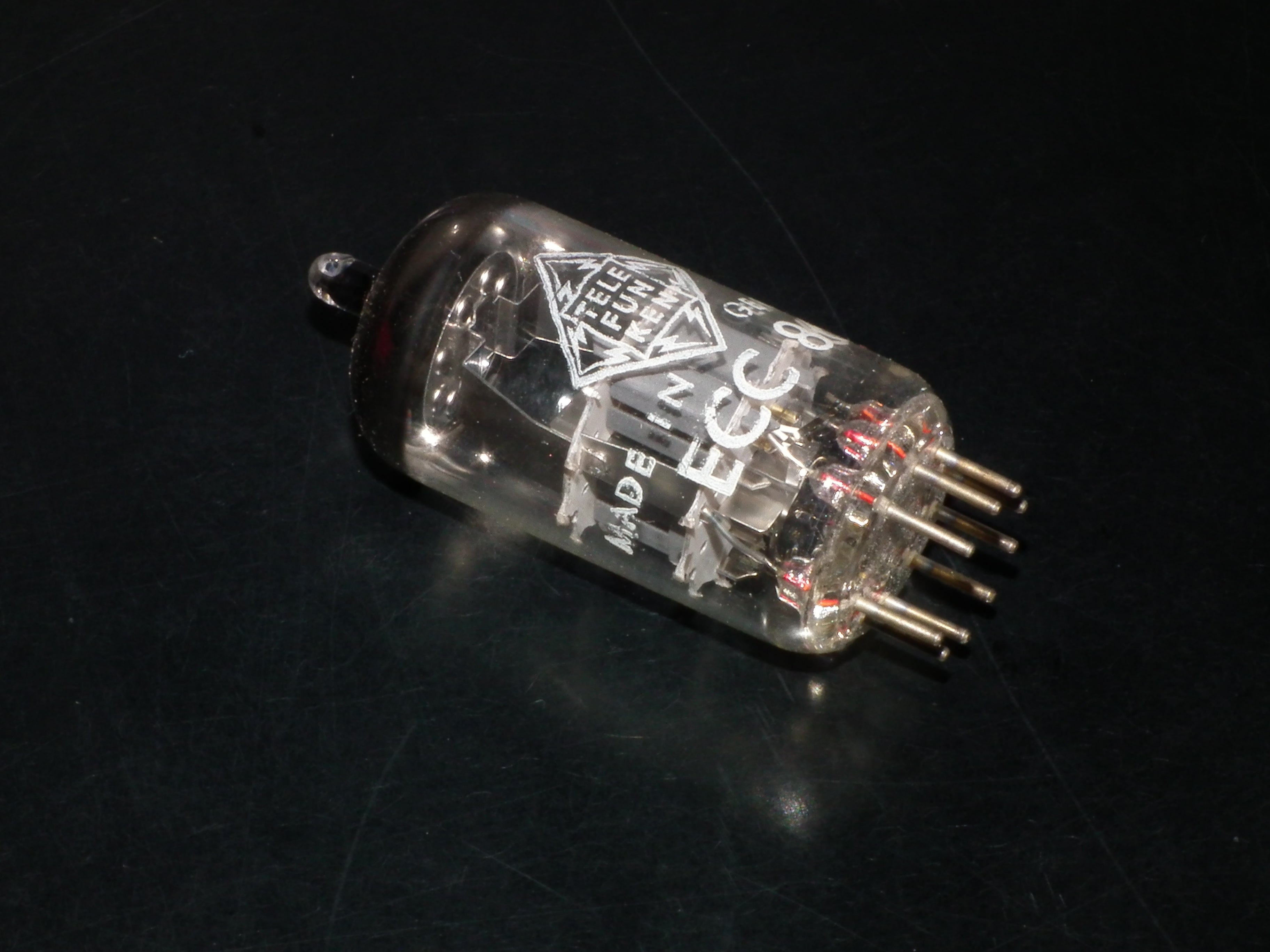 ECC86 Telefunken 6GM8 NOS NIB – tubes.rs
