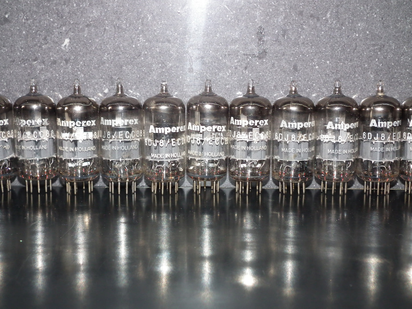6DJ8 ECC88 Amperex Holland Matched Pair Tested NOS Dual Stage Getter