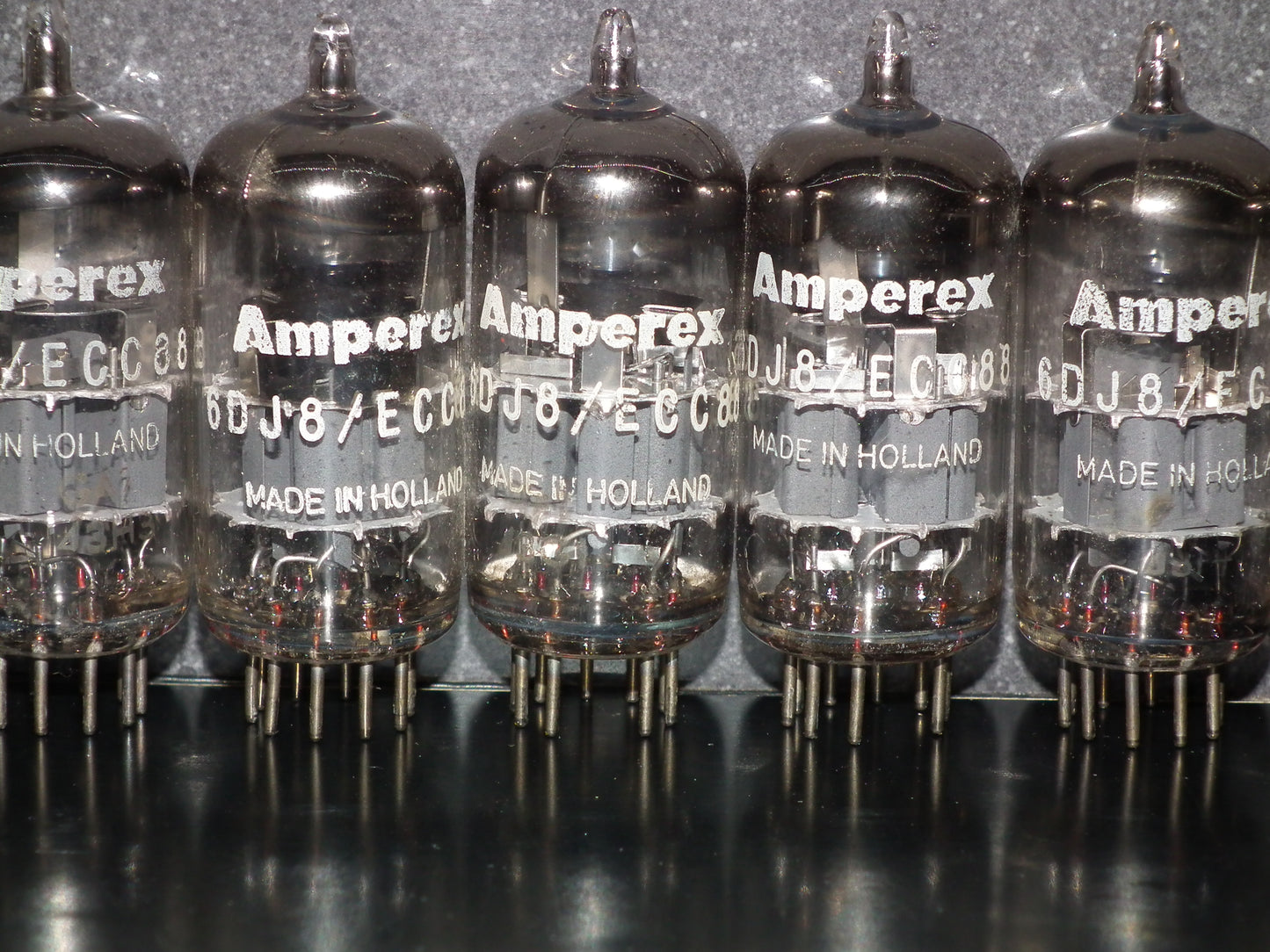 6DJ8 ECC88 Amperex Holland Matched Pair Tested NOS Dual Stage Getter