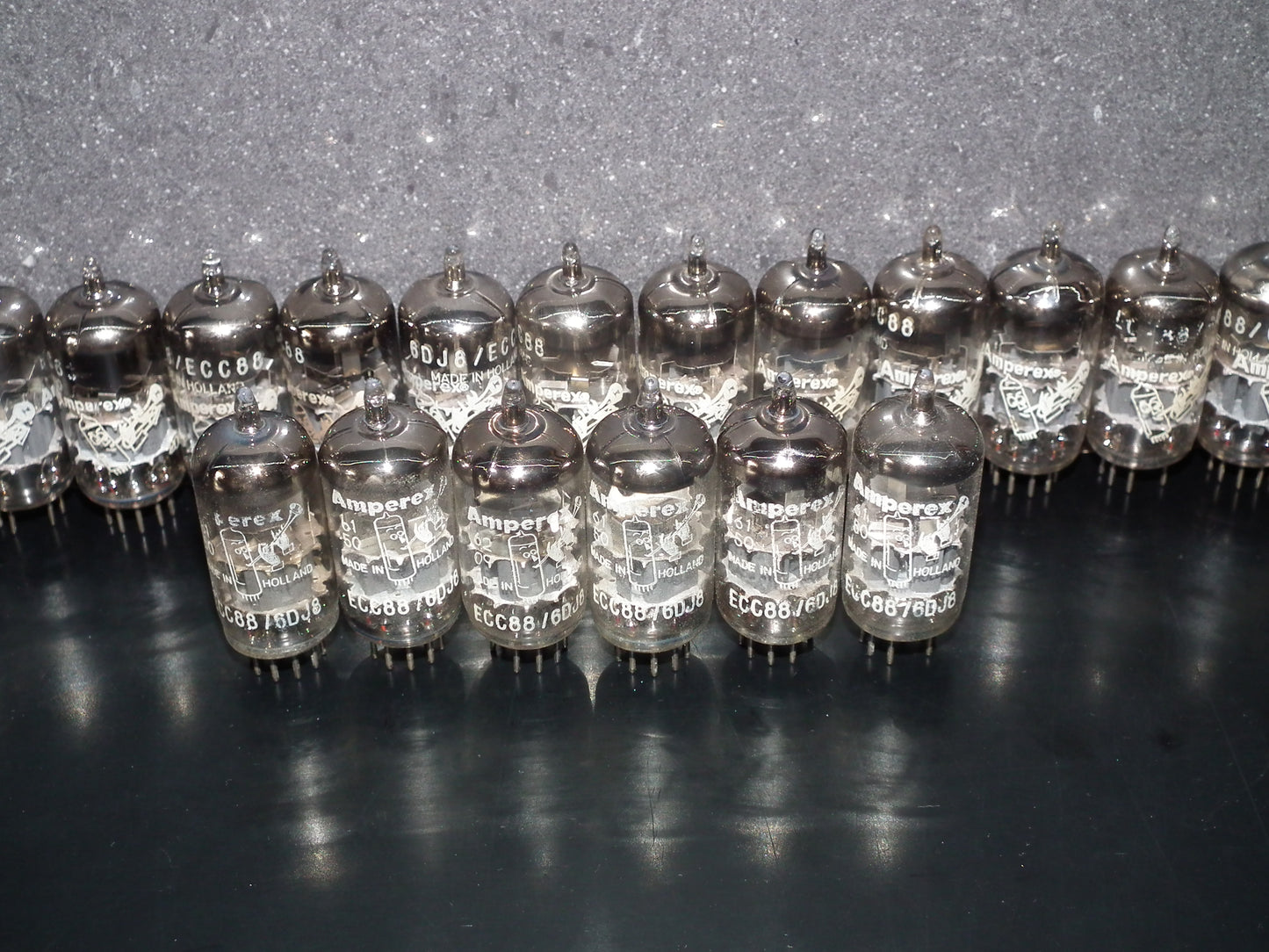 6DJ8 ECC88 Amperex Bugle Boy Holland Matched Pair Tested NOS Dual Stage Getter