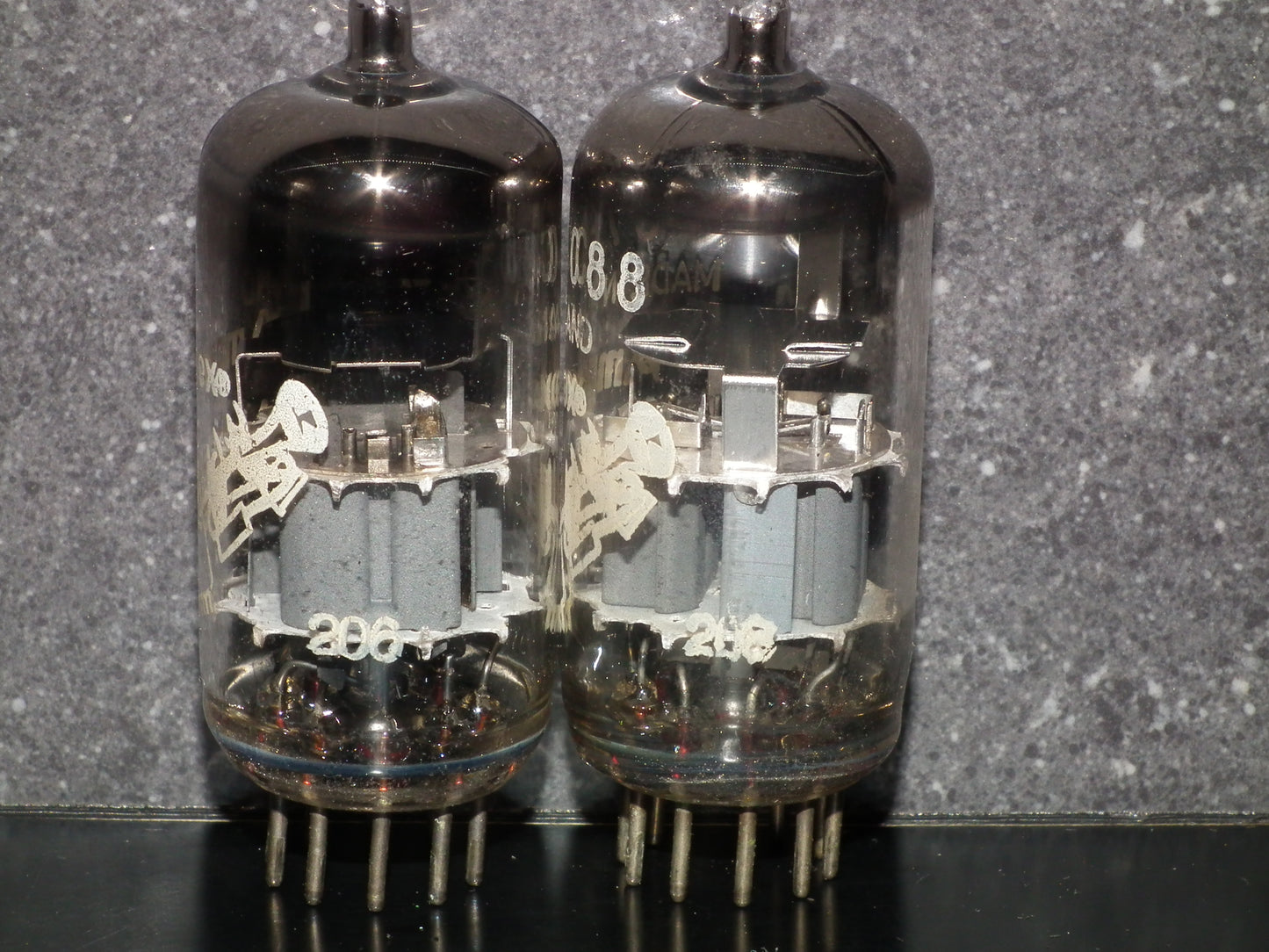 6DJ8 ECC88 Amperex Bugle Boy Holland Matched Pair Tested NOS Dual Stage Getter