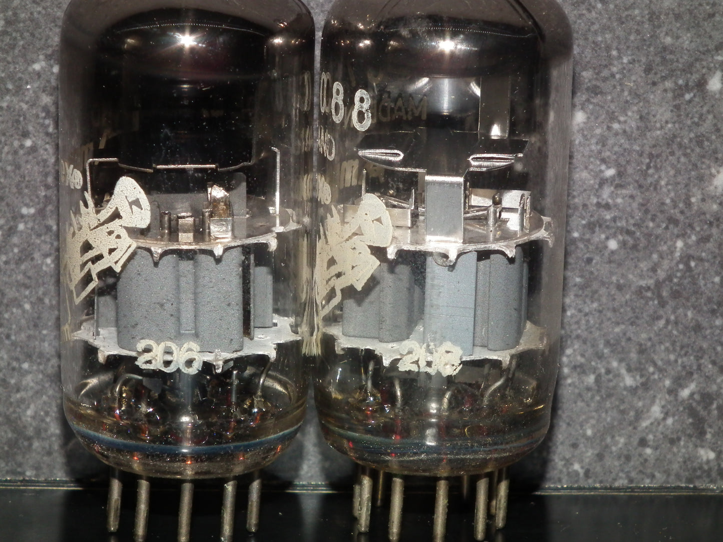 6DJ8 ECC88 Amperex Bugle Boy Holland Matched Pair Tested NOS Dual Stage Getter