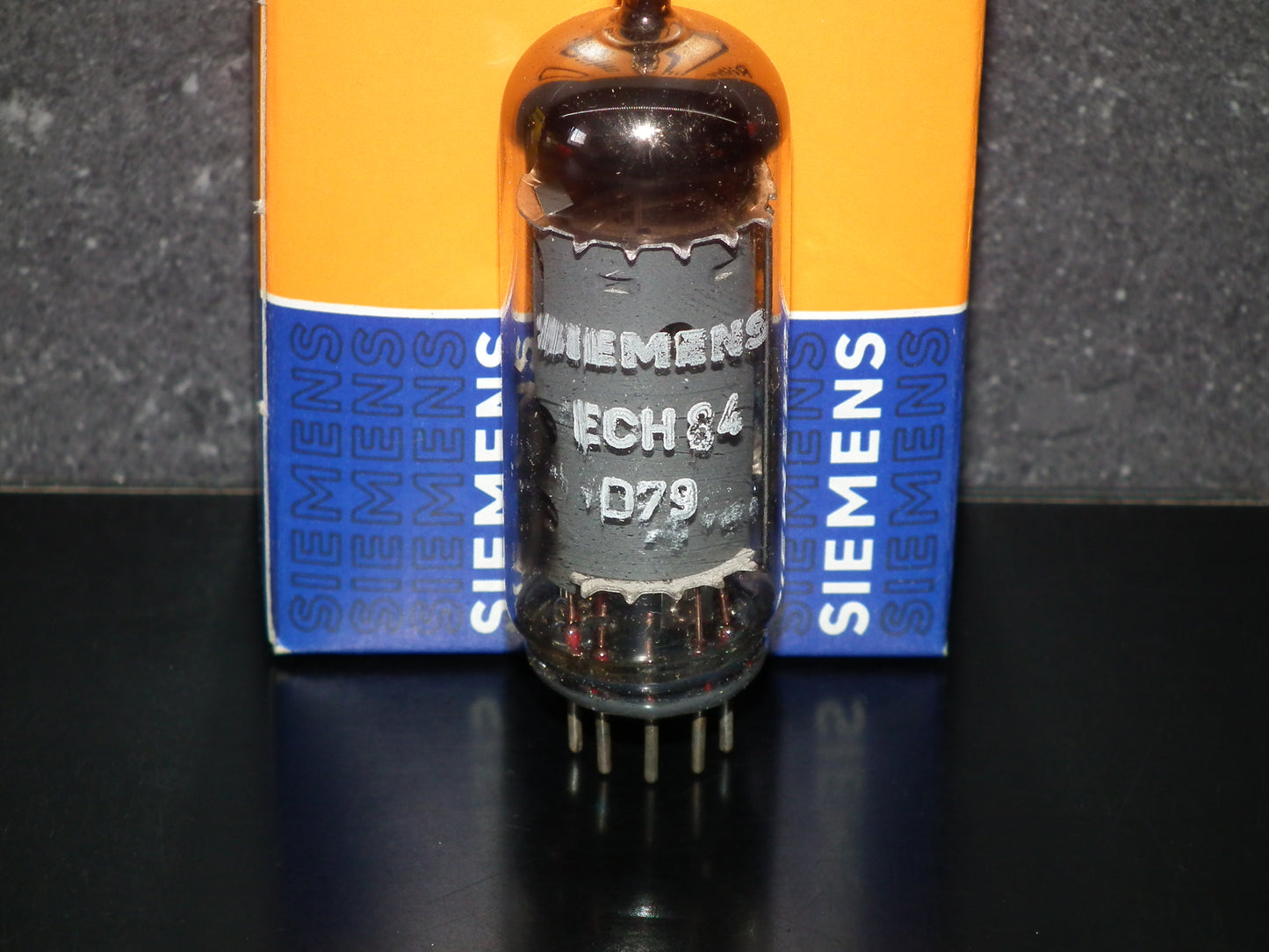 ECH84 Siemens NOS NIB 6JX8