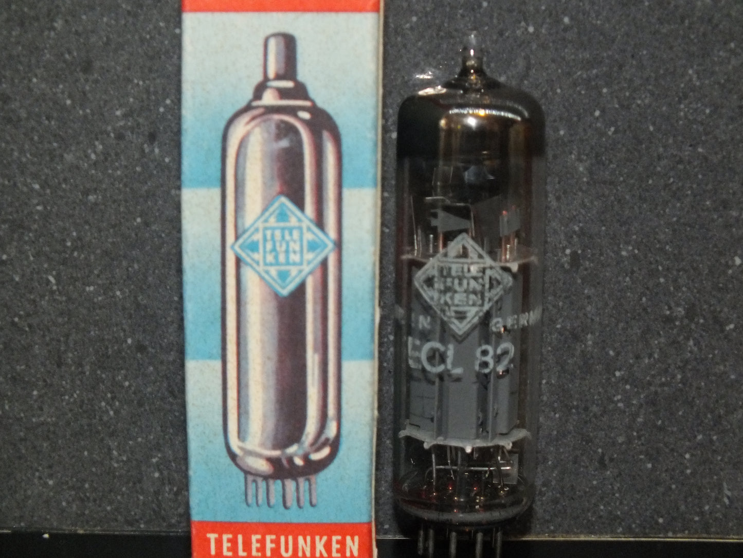 ECL82 Telefunken 6BM8 NOS NIB Diamond Bottom
