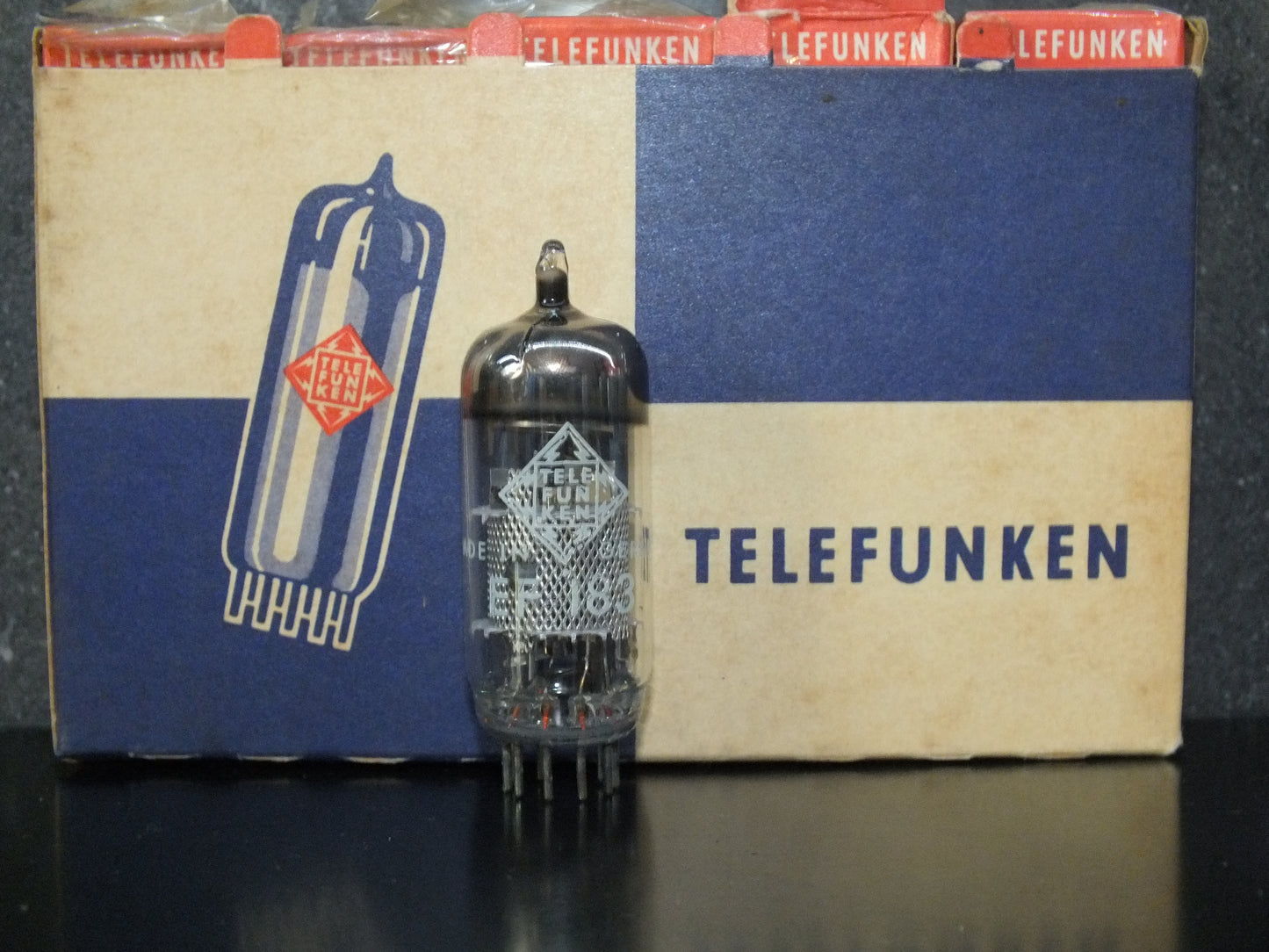 EF183 Telefunken NOS NIB Sealed 6EH7 Made by Siemens Halske