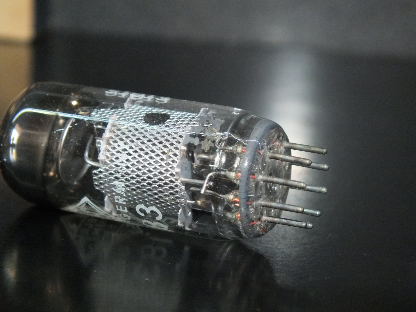 EF183 Telefunken NOS NIB Sealed 6EH7 Made by Siemens Halske