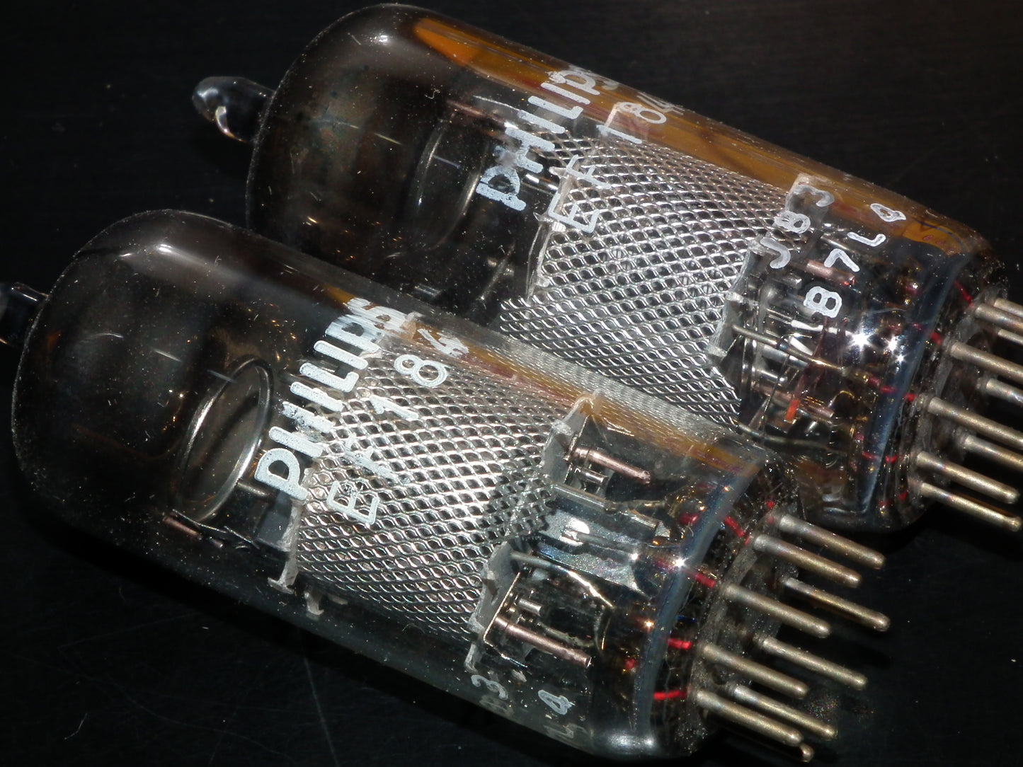 Platinum Matched Pair (2 tubes) EF184 Mullard Blackburn 6EJ7