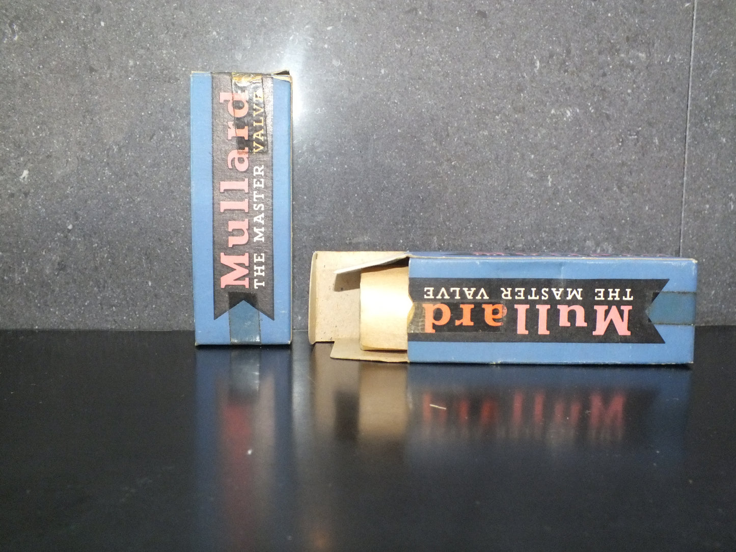 EF37A Mullard NOS NIB Low Noise Audio Pentode