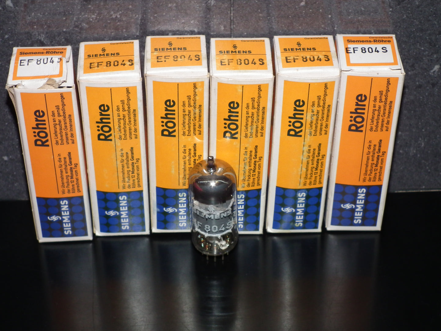 EF804S Telefunken NOS NIB Low Noise Diamond Bottom branded Siemens