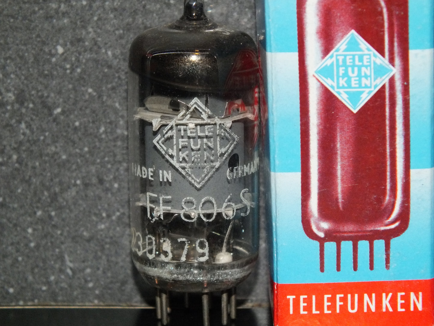 EF806S Telefunken, Diamond bottom, Ulm plant, tested NOS 100%