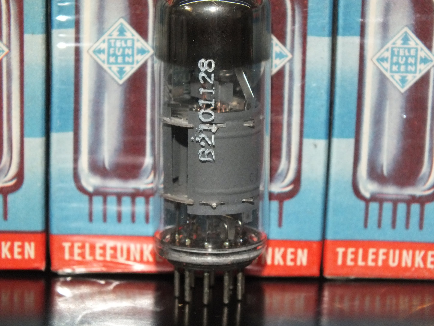 NOS EF80 Telefunken 6BX6 Diamond Bottom Made in West Germany NIB