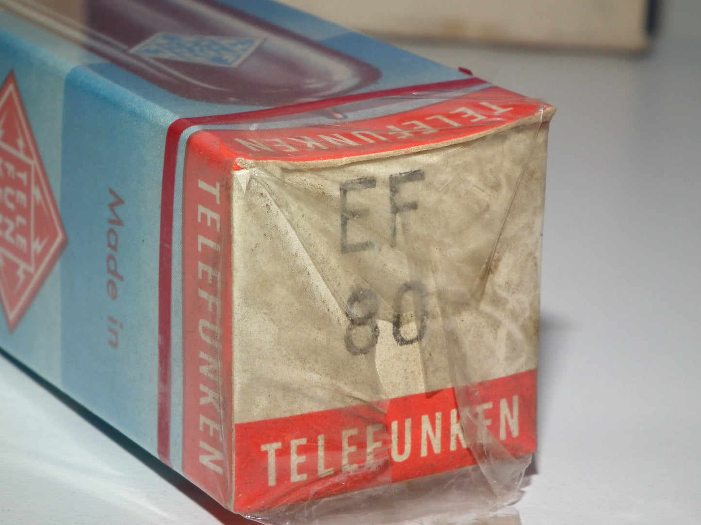 NOS EF80 Telefunken SEALED Diamond Bottom Made in West Germany