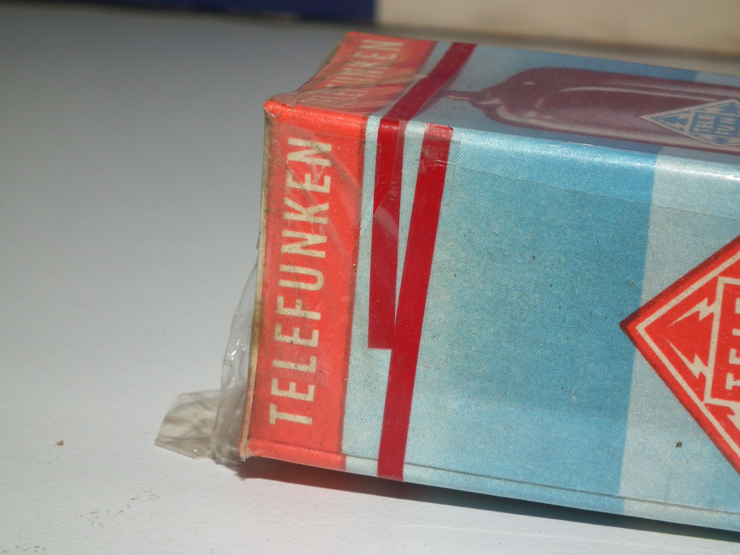 NOS EF80 Telefunken SEALED Diamond Bottom Made in West Germany