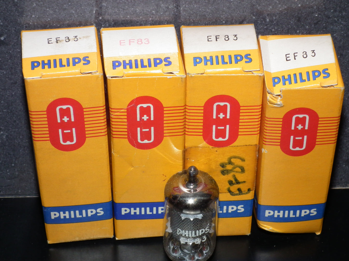 EF83 Philips NOS NIB Low Noise Audio Pentode Microphone