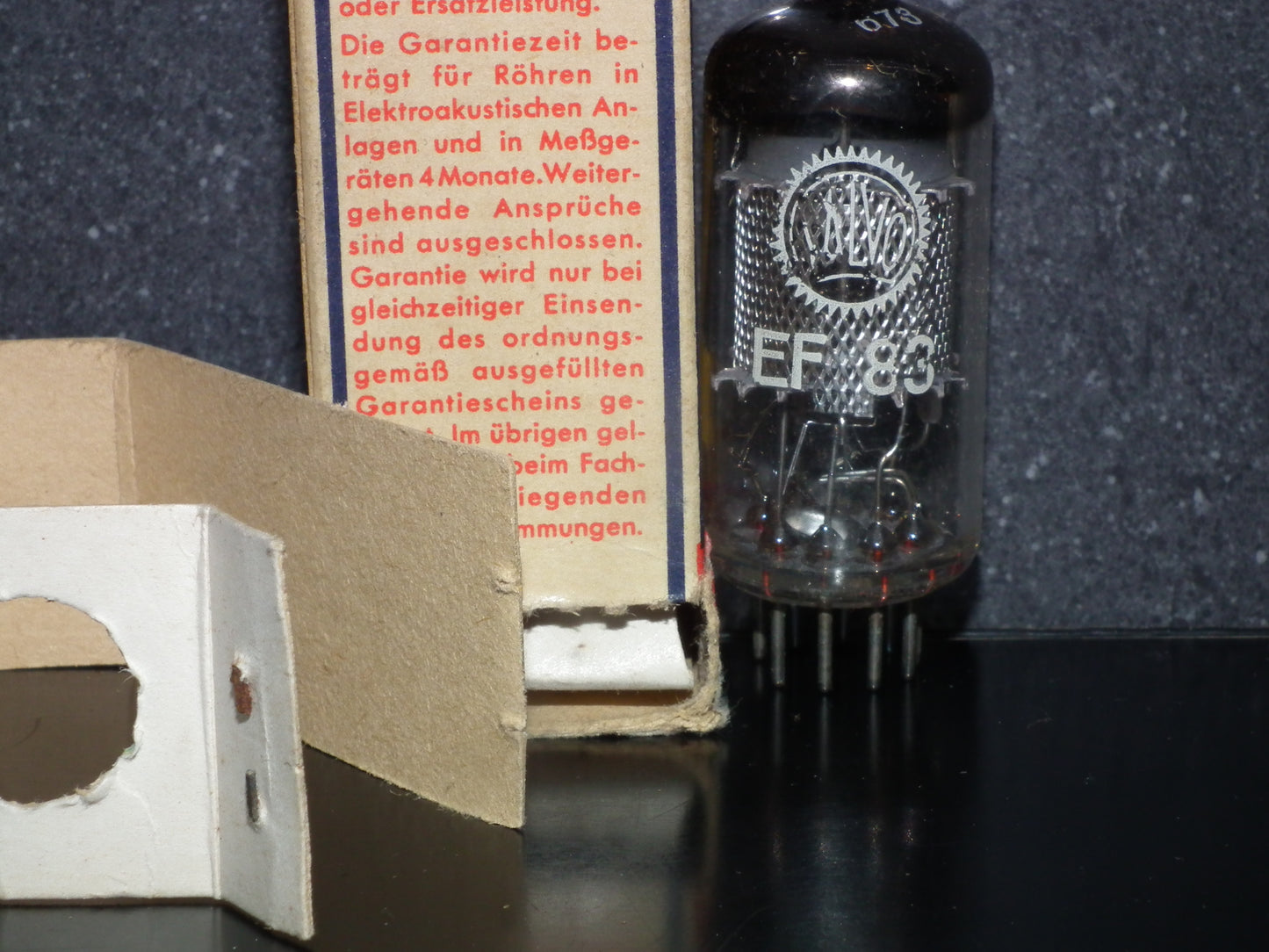 EF83 Valvo Hamburg RARE Square Getter NOS NIB