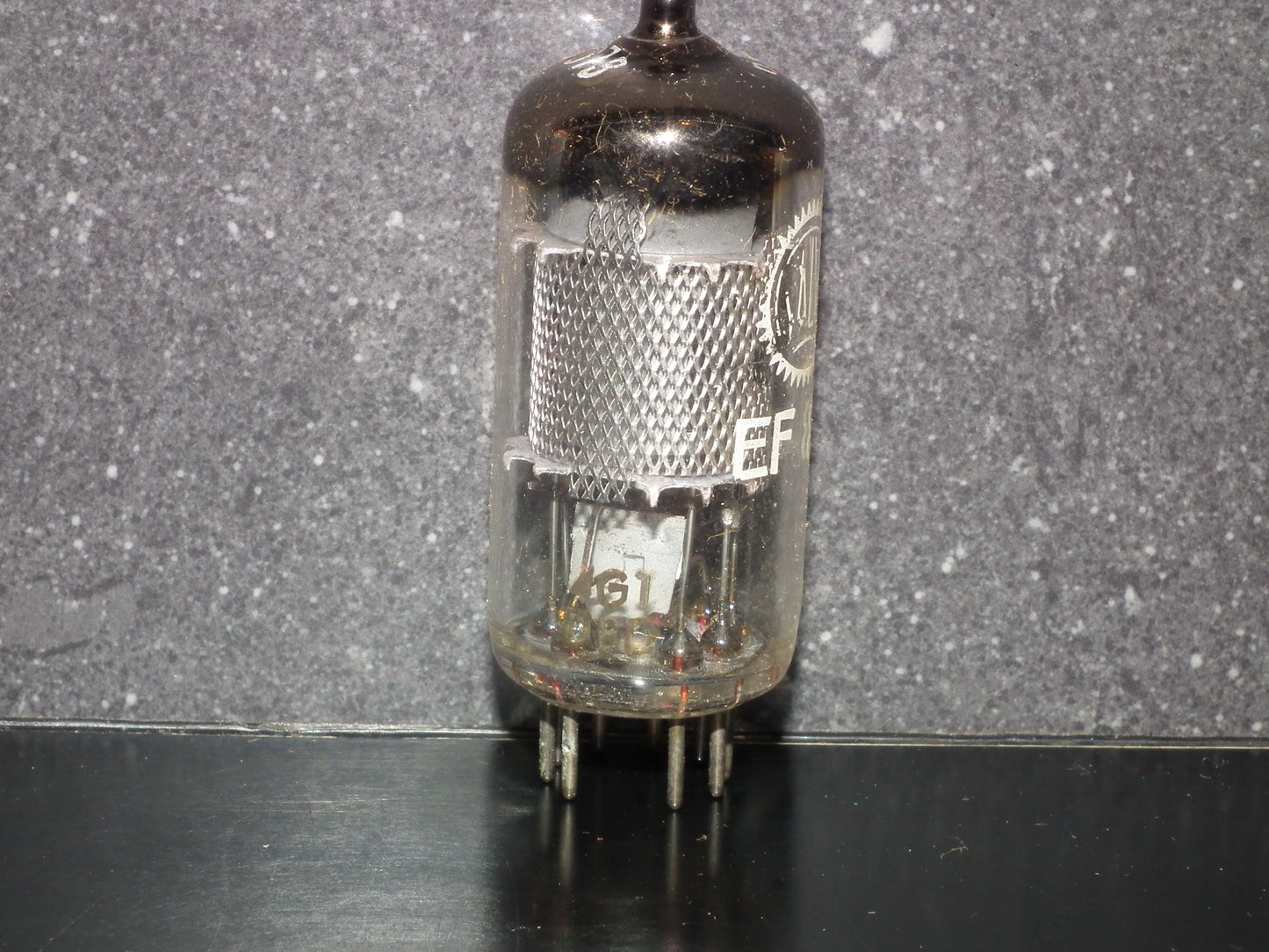 EF83 Valvo Hamburg RARE Square Getter NOS NIB