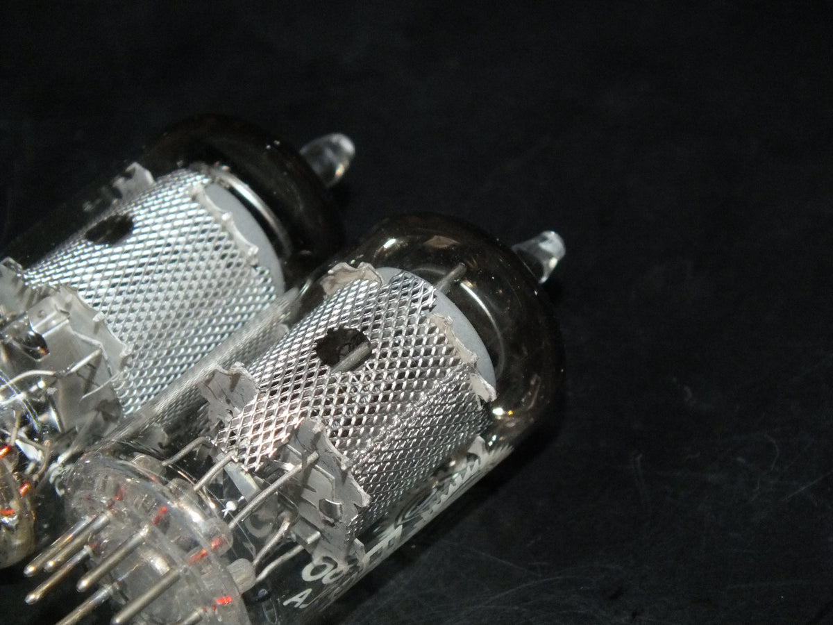 EF86 6267 Valvo (1 PC) NOS NIB Low Noise Audio Old Type