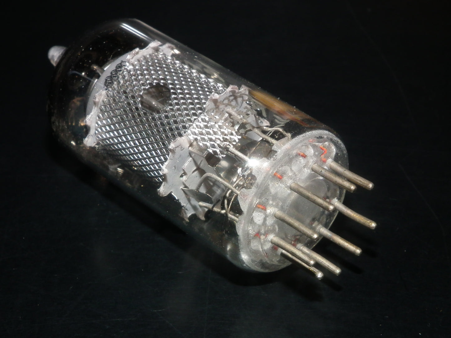 NOS NIB EF86 6267 Philips Miniwatt Low Noise Audio Mesh plate