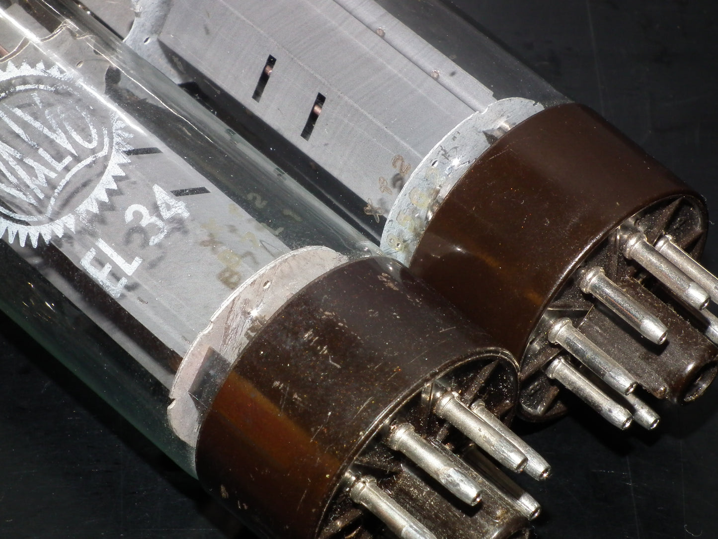 EL34 6CA7 Mullard Xf2 OO  Getter Welded Anodes Platinum Matched Pair 85/95%