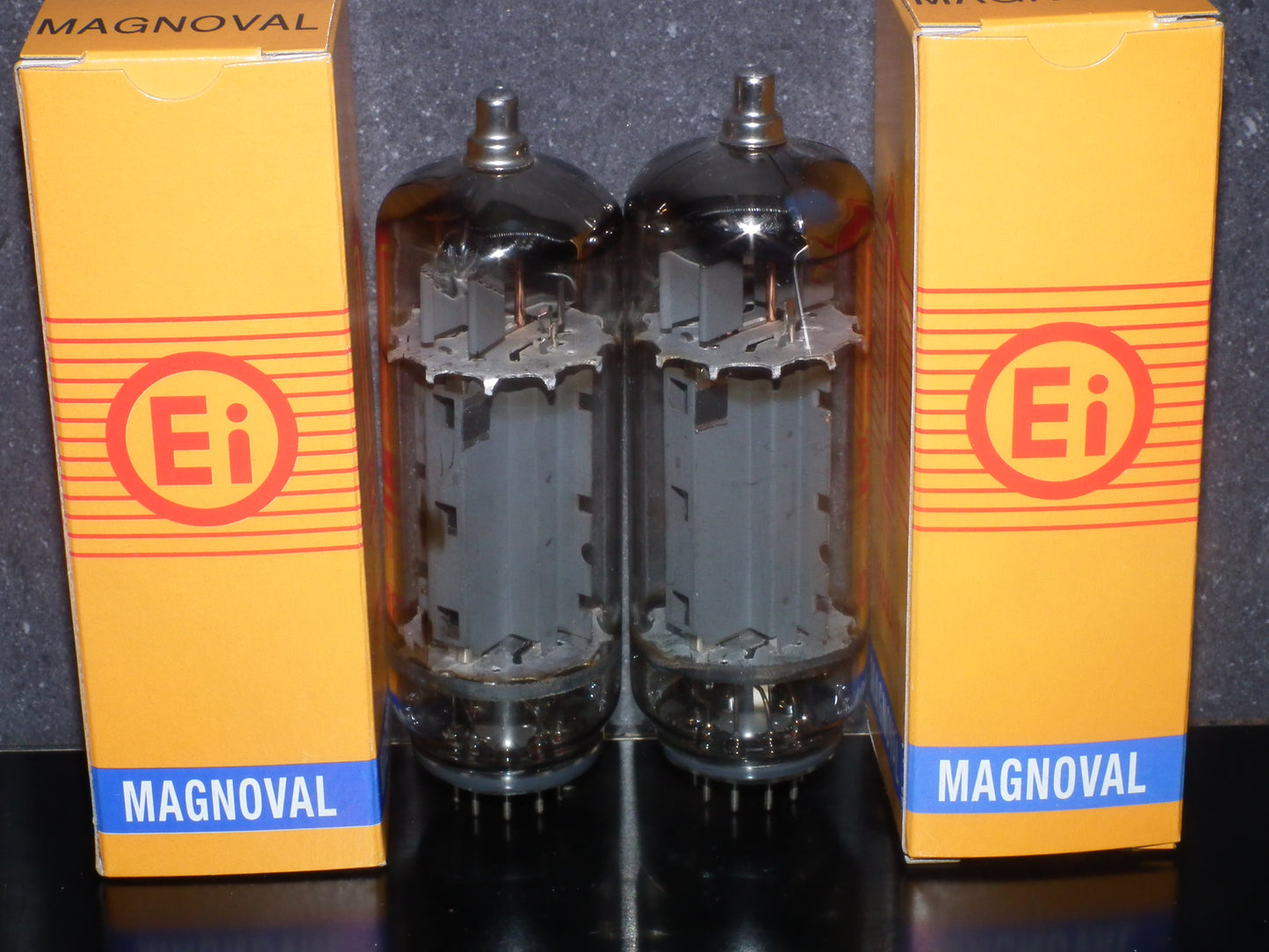 EL519 6KG6 EI Yugoslavia Philips Dual Mica NOS PLATINUM PAIR (2 tubes) USED