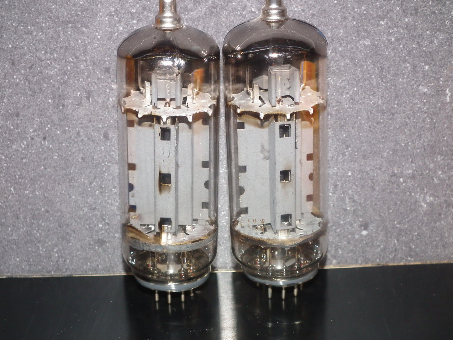 EL519 6KG6 EI Yugoslavia Philips Dual Mica NOS PLATINUM PAIR (2 tubes) USED