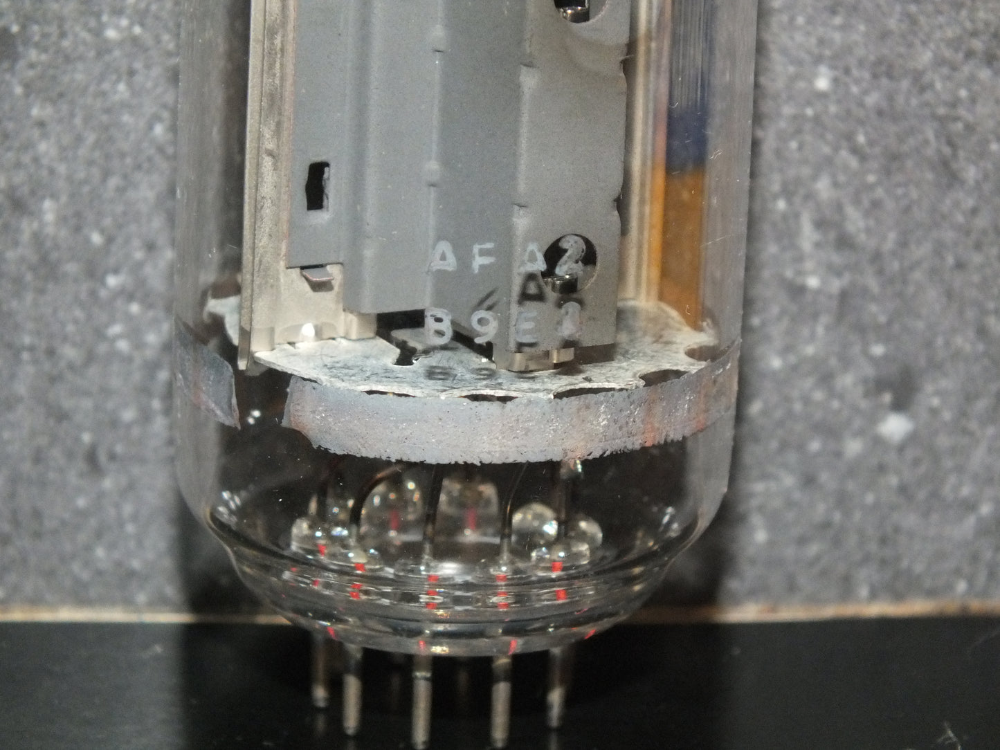 One tube (1 pcs) PL519 Mullard Blackburn Philips NOS 40KG6