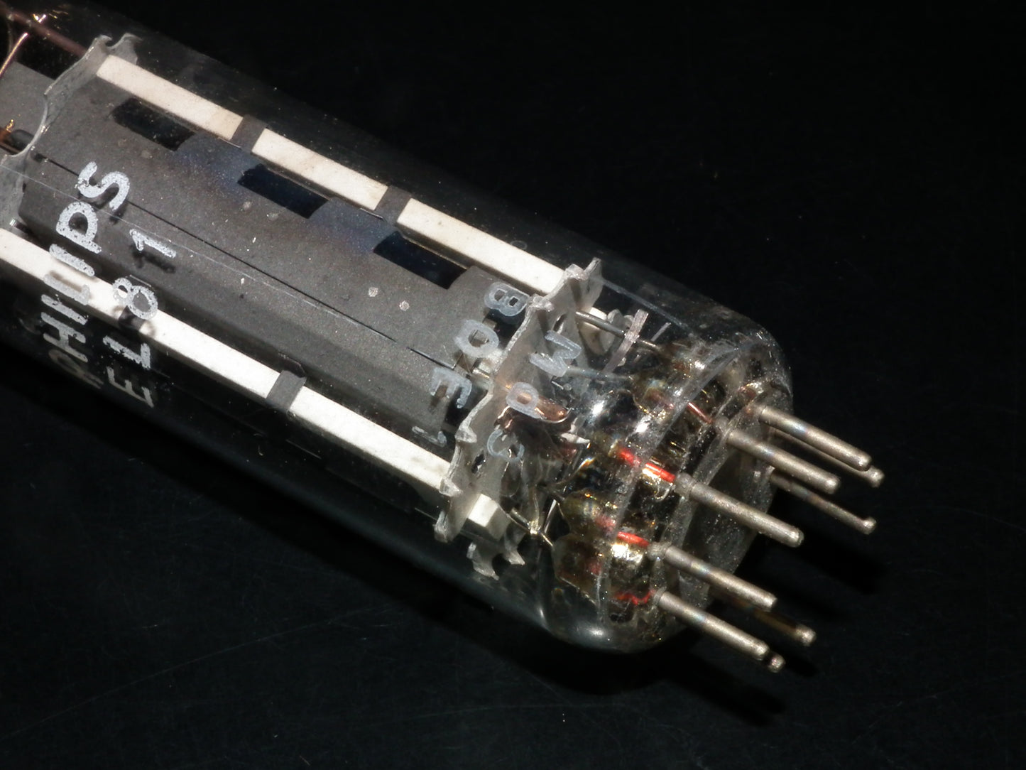 EL81 Philips 6CJ6 NOS NIB pentode CV2721