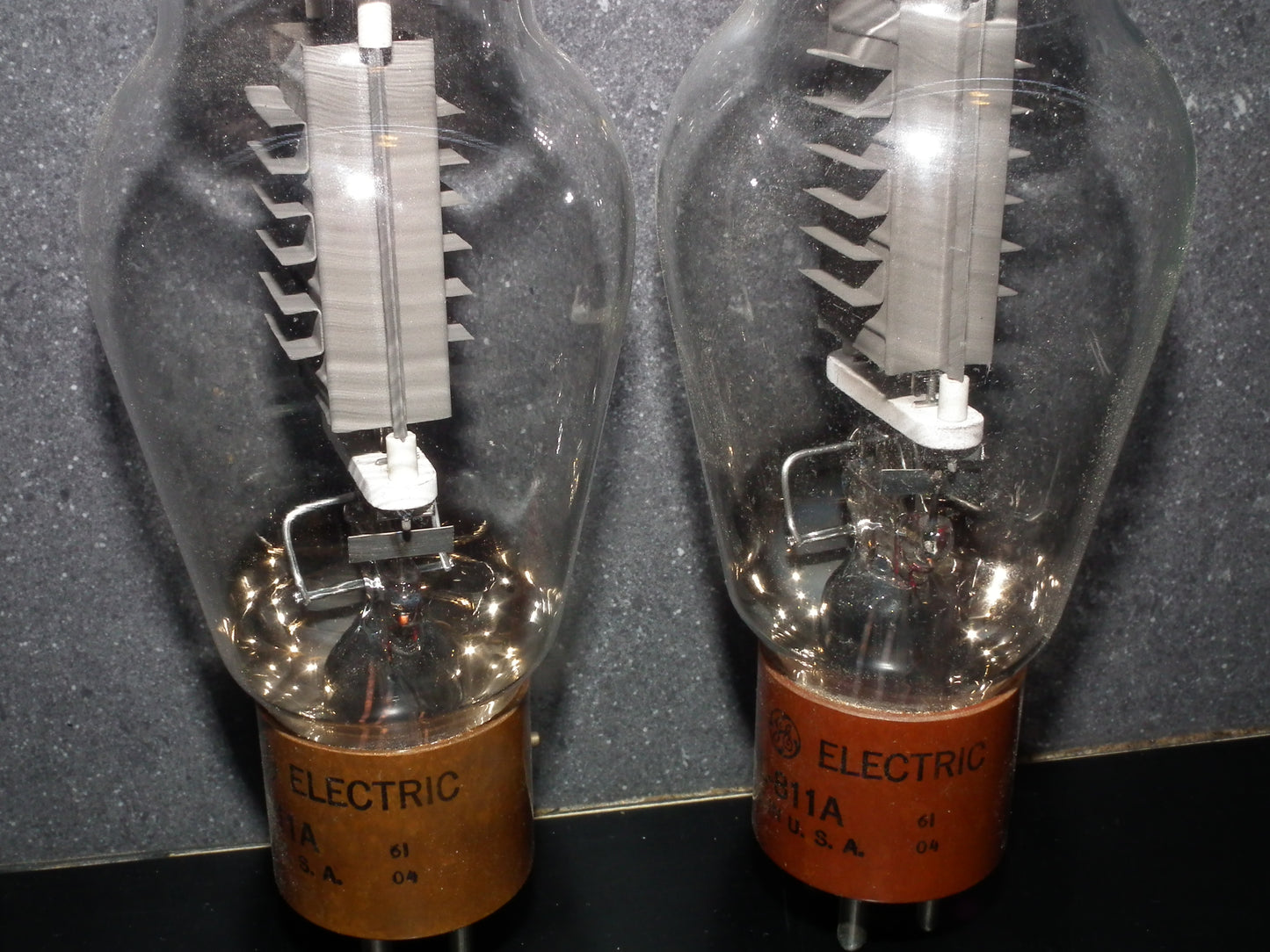Matched pair (2 tubes) GL-811A General Electric GE 811A NOS 811