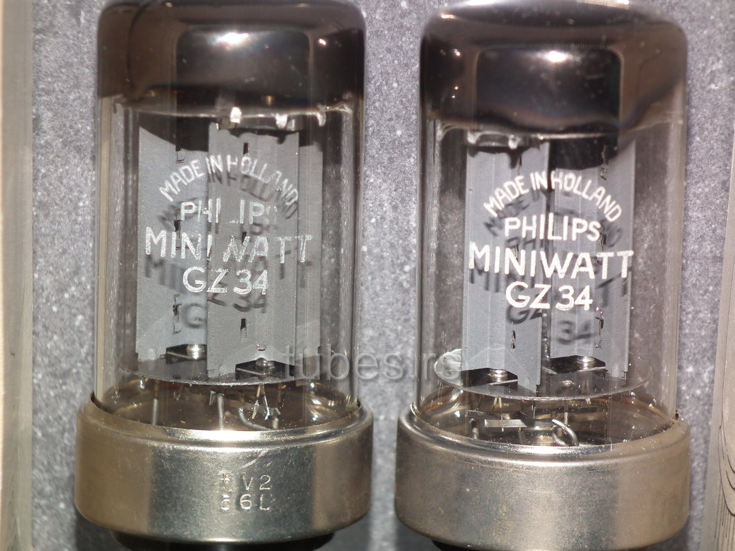 GZ34 Philips 5AR4 rectifier RARE Metal Base DD Getter NOS NIB