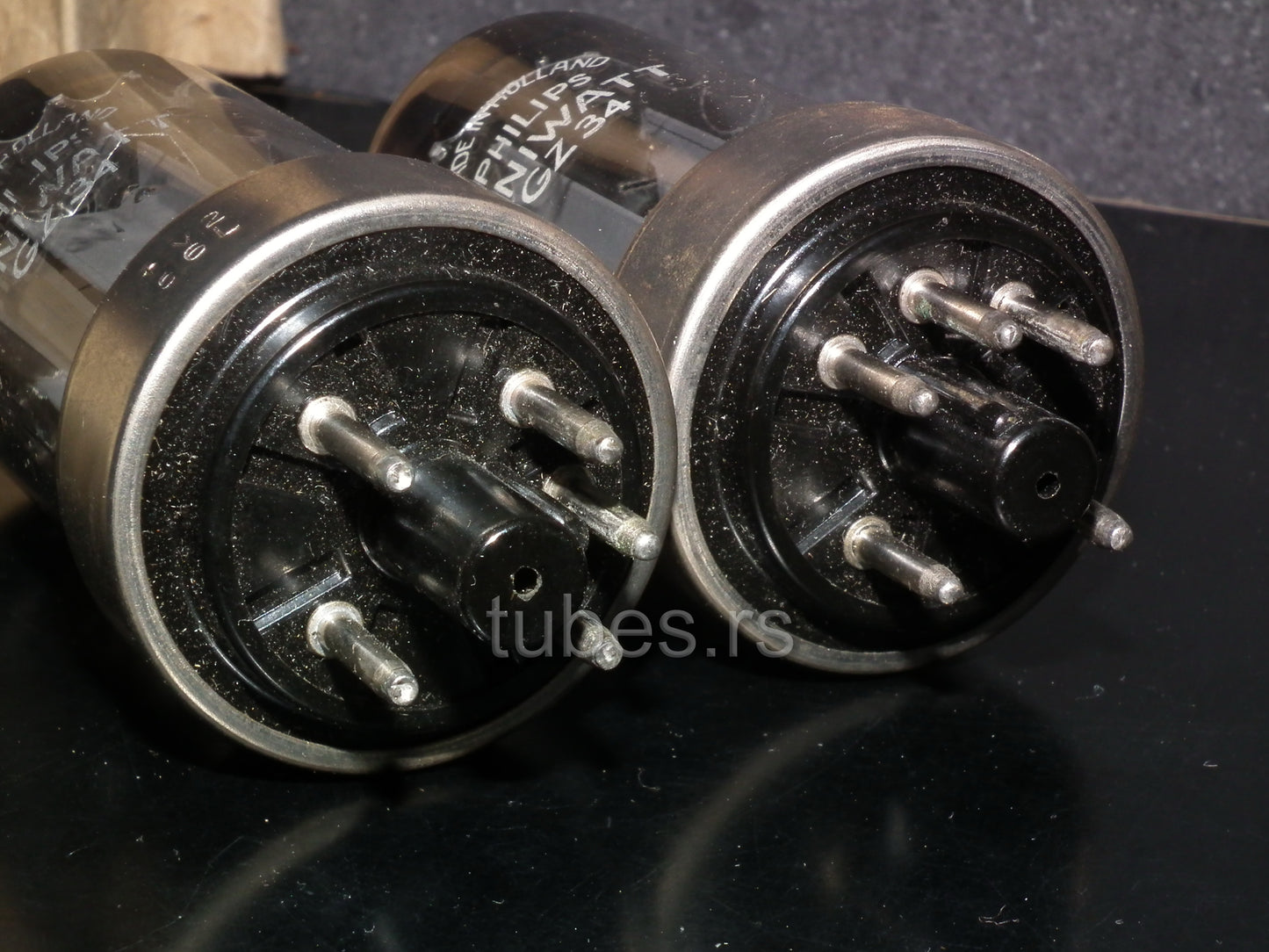 GZ34 Philips 5AR4 rectifier RARE Metal Base DD Getter NOS NIB