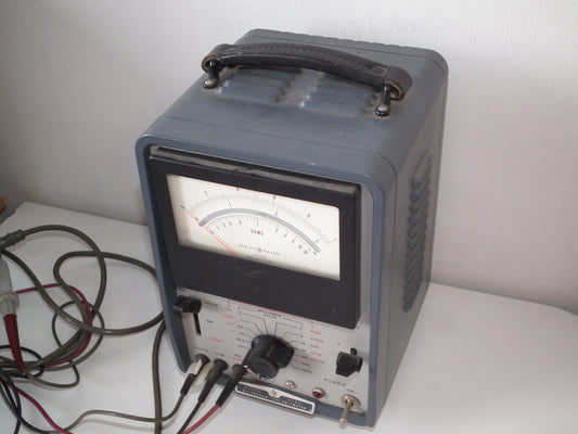 Vintage Hewlett Packard HP412A Vacuum Tube Voltmeter 412A