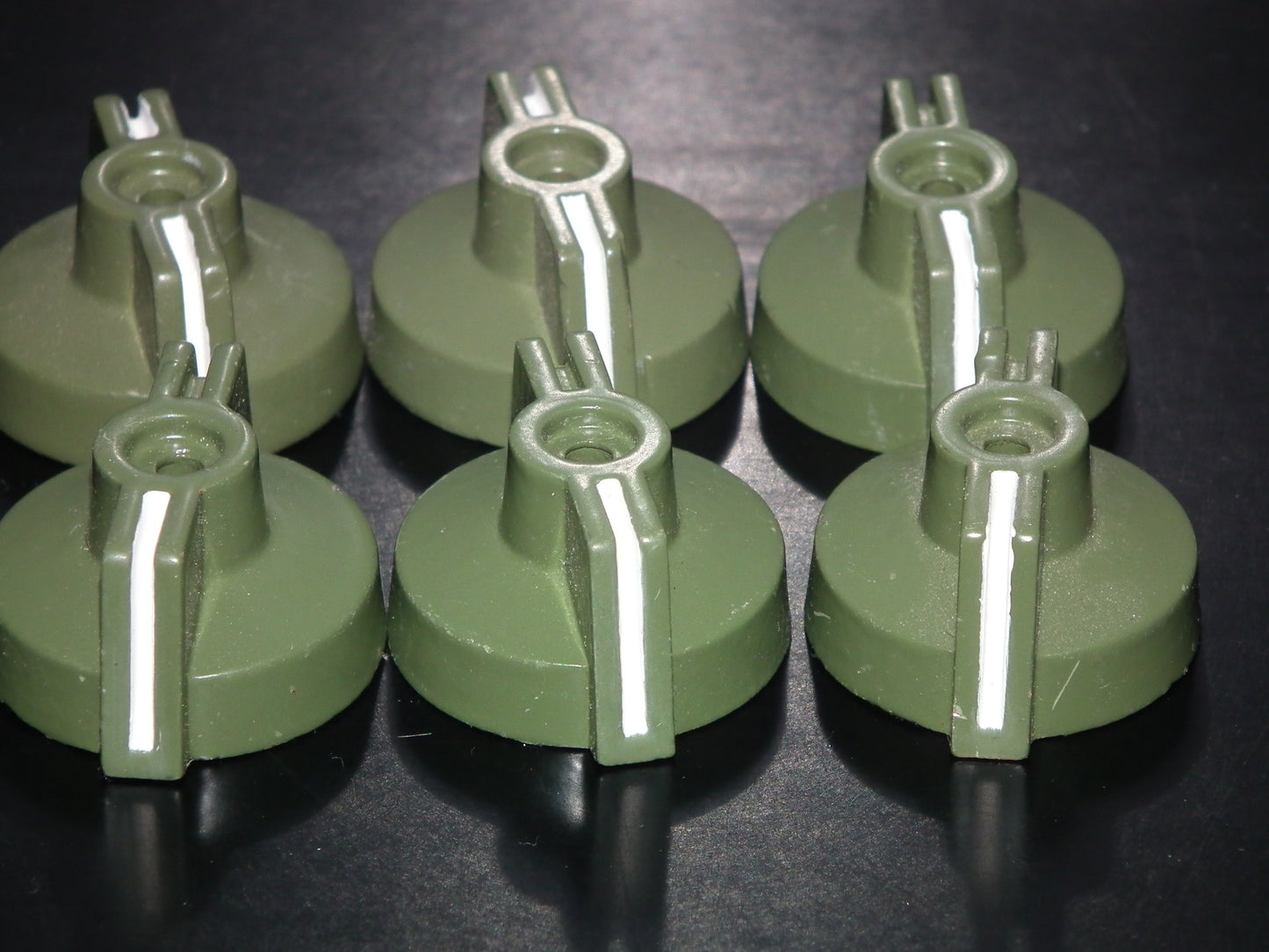Six (6) NOS MILITARY RADIO KNOBS GRC-9 RT-77 PRC-25 PRC-27 RT-524 R-442 RT-246