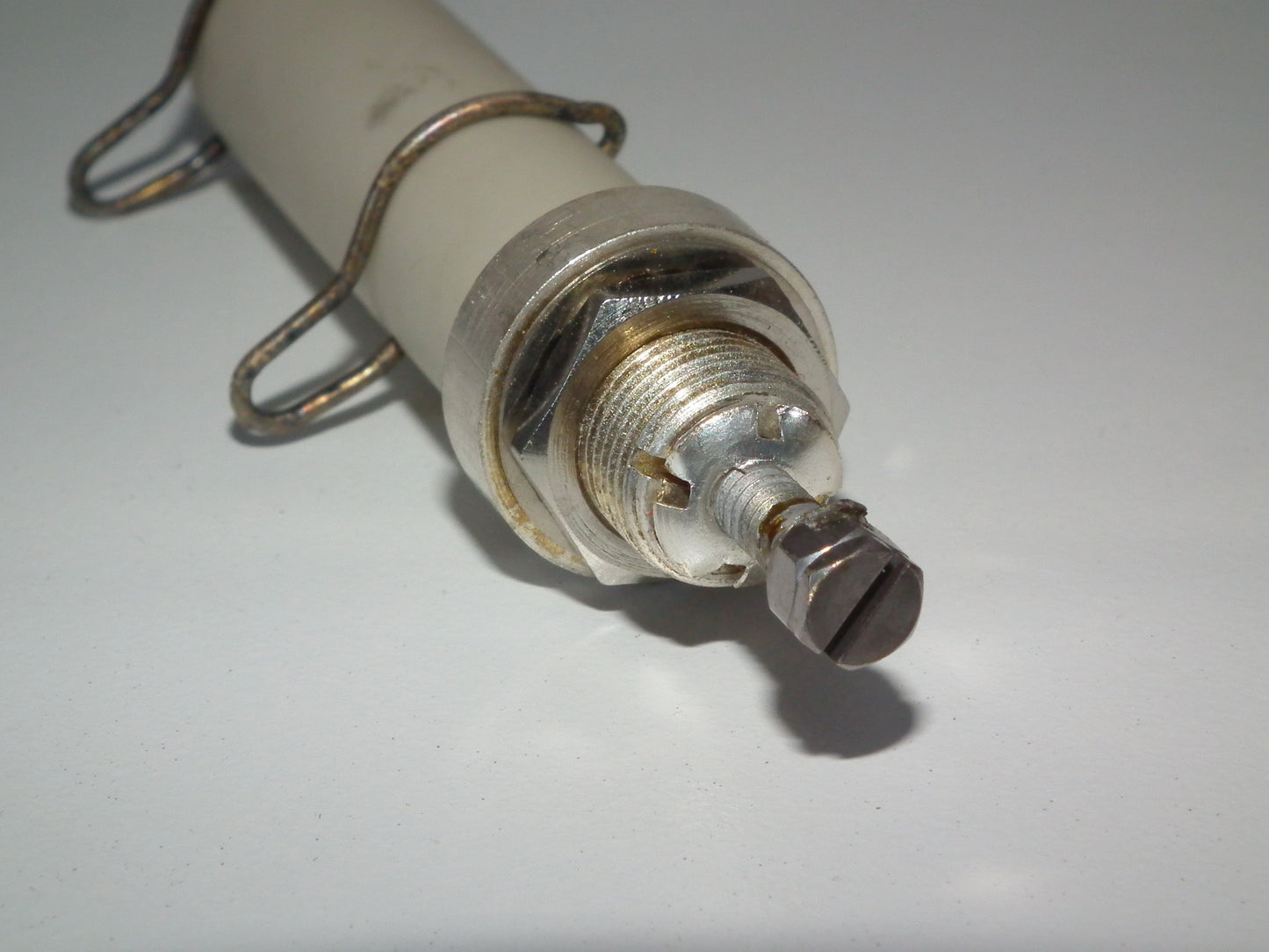 NOS Millen 69046 Ceramic Coil Form Short Waves HF RX TX adjustable, with lock