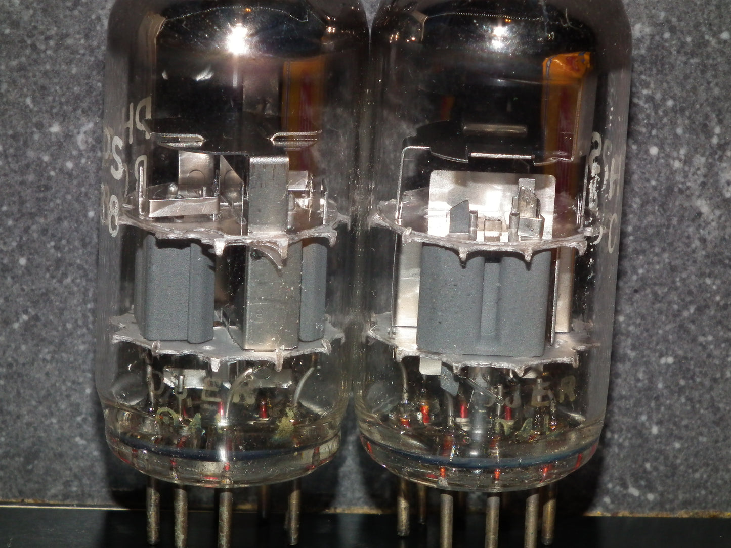 PCC88 Philips 7DJ8 Platinum Matched Pair Dual Stage Getter 60s EI