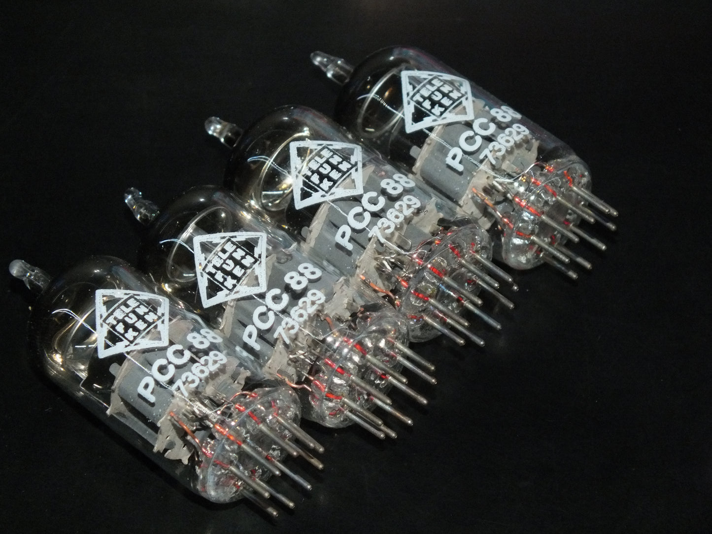 PCC88 Telefunken 7DJ8 NOS NIB Platinum Matched quad ECC88 6DJ8 E88CC sub