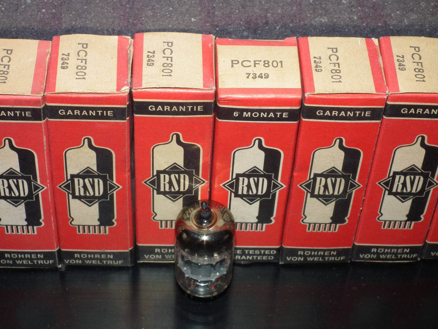 PCF801 RSD Rare Square Getter NOS NIB