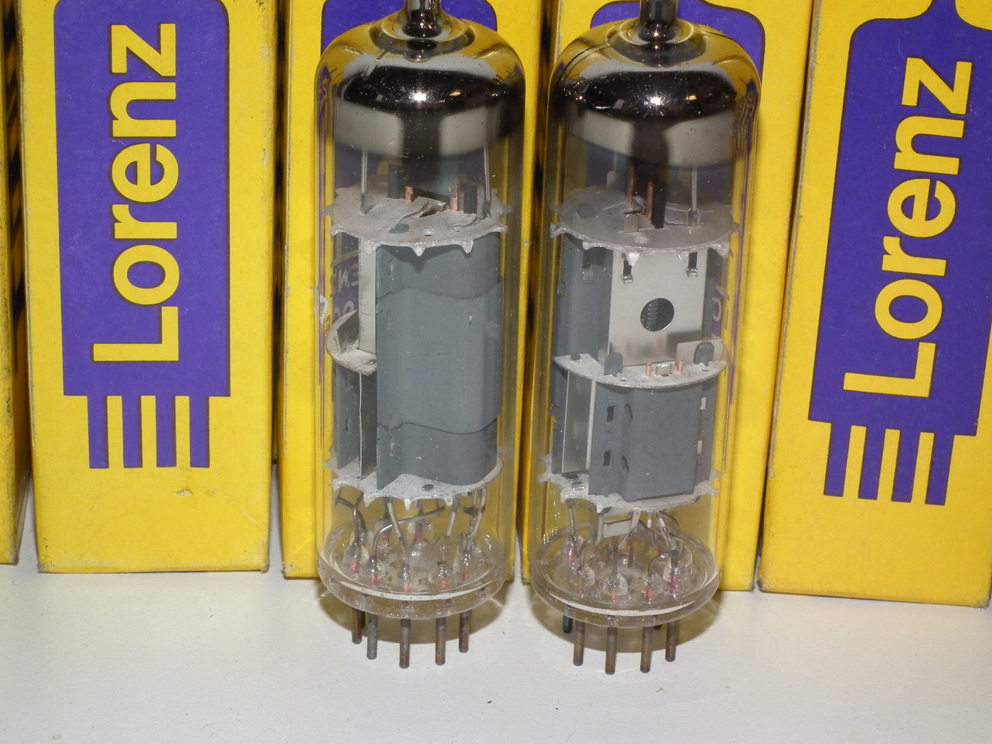 Platinum Matched Pair (2 tubes) PCL805 ITT Lorenz West Germany