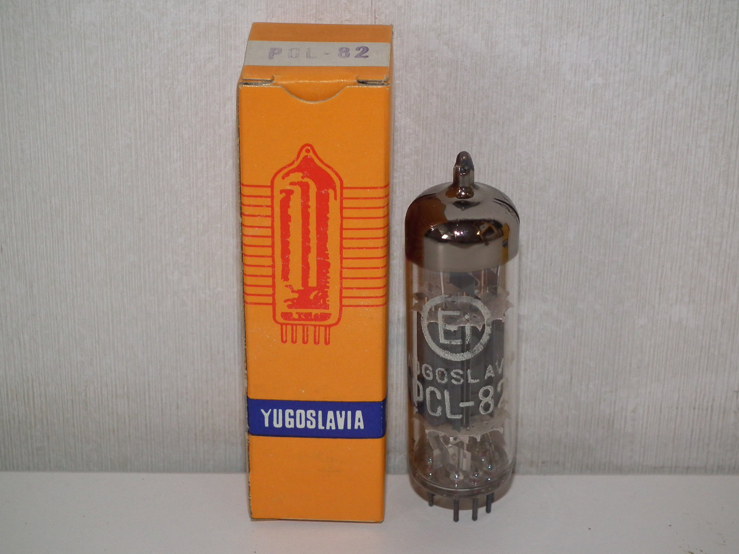 PCL82 EI Yugoslavia 16A8 NOS NIB Philips License