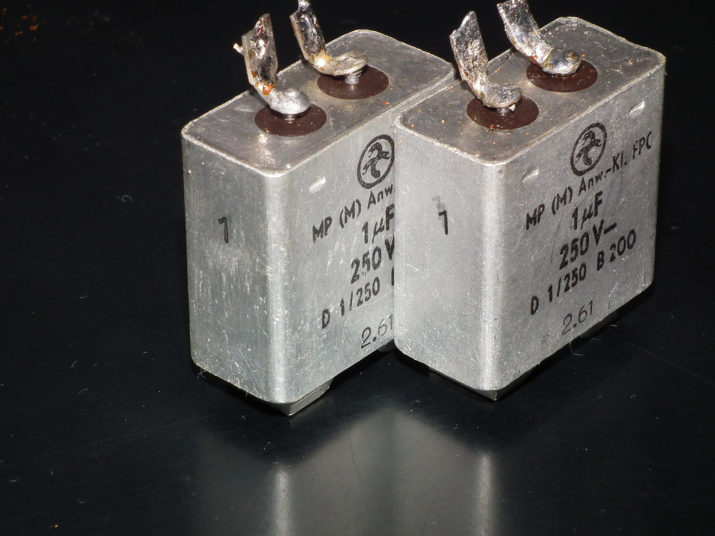 Hydra AEG Berlin PIO capacitors 1uF 250V Audio coupling two pcs (2)