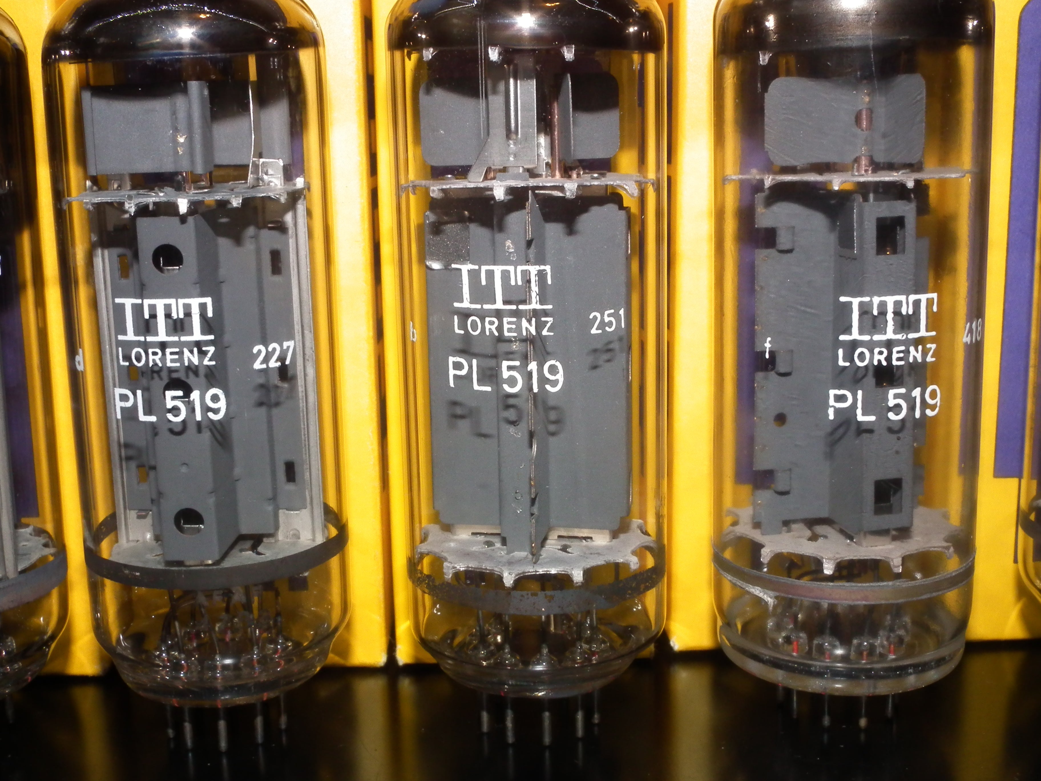 PL519 Siemens West Germany 40KG6 PLATINUM Matched PAIR EAR859