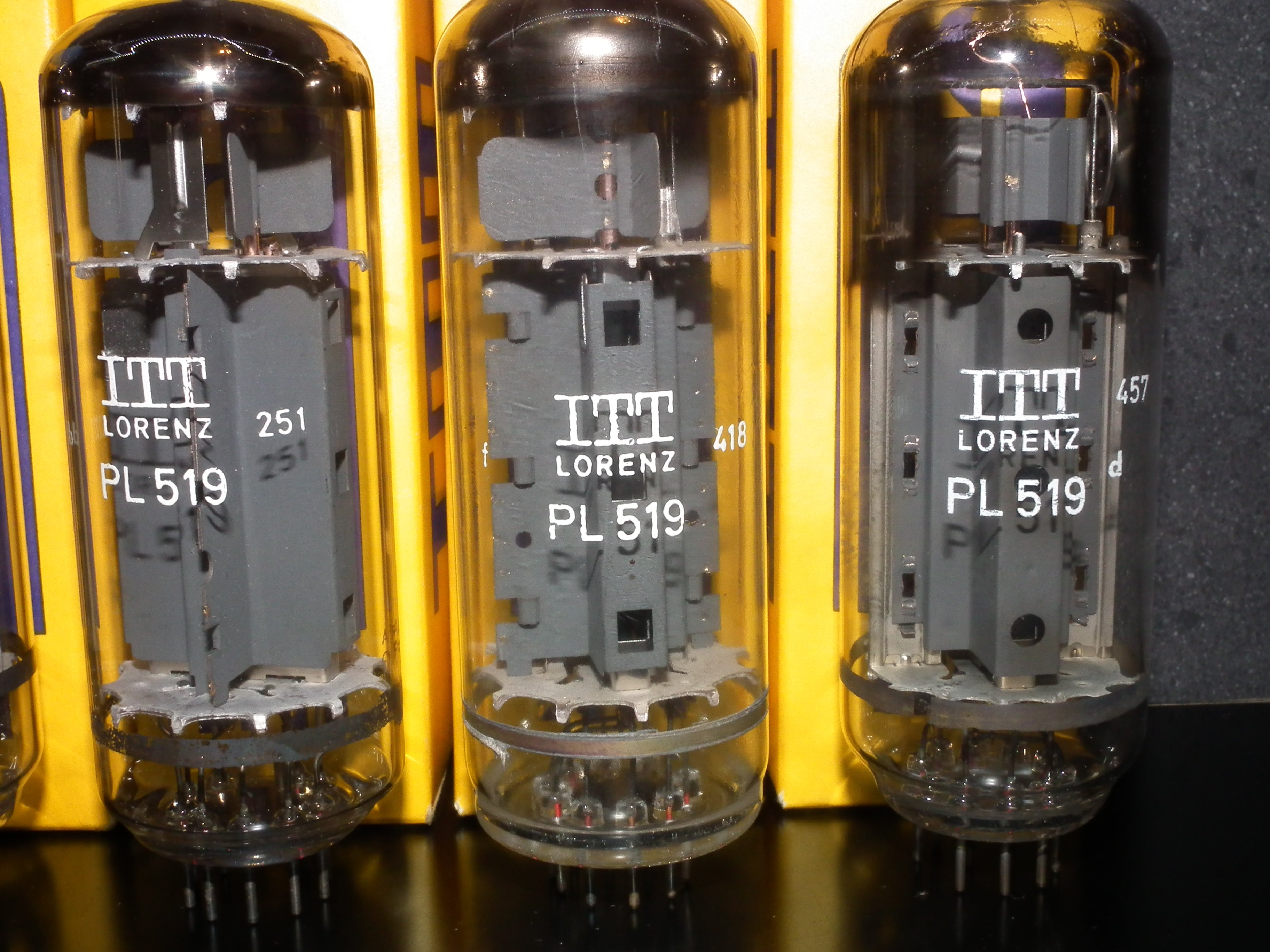 PL519 Siemens West Germany 40KG6 PLATINUM Matched PAIR EAR859